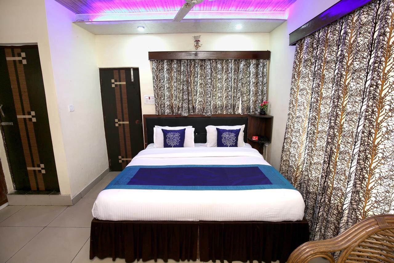 Oyo 9942 Hotel Ravine Dharamshala Buitenkant foto