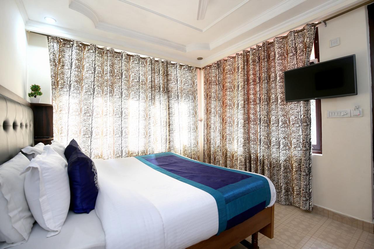 Oyo 9942 Hotel Ravine Dharamshala Buitenkant foto