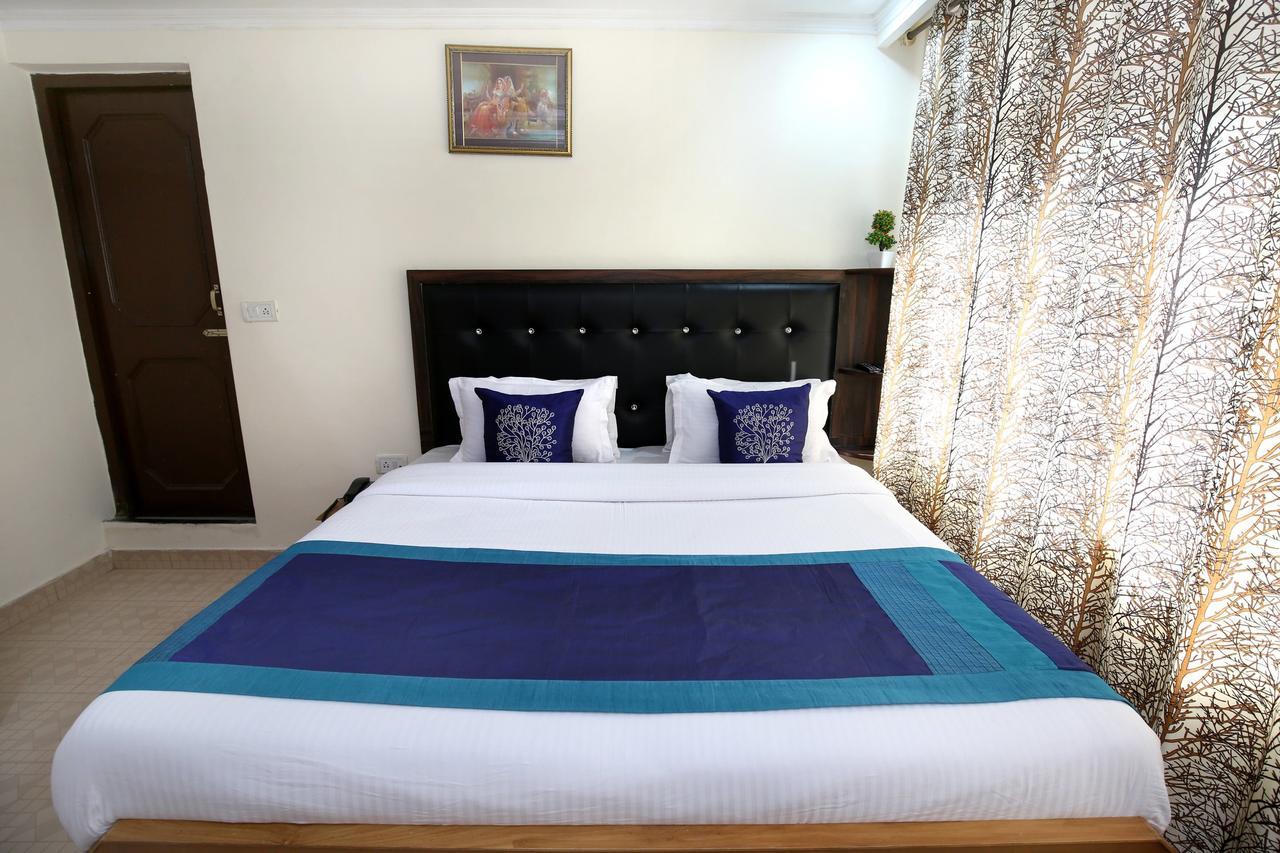 Oyo 9942 Hotel Ravine Dharamshala Buitenkant foto